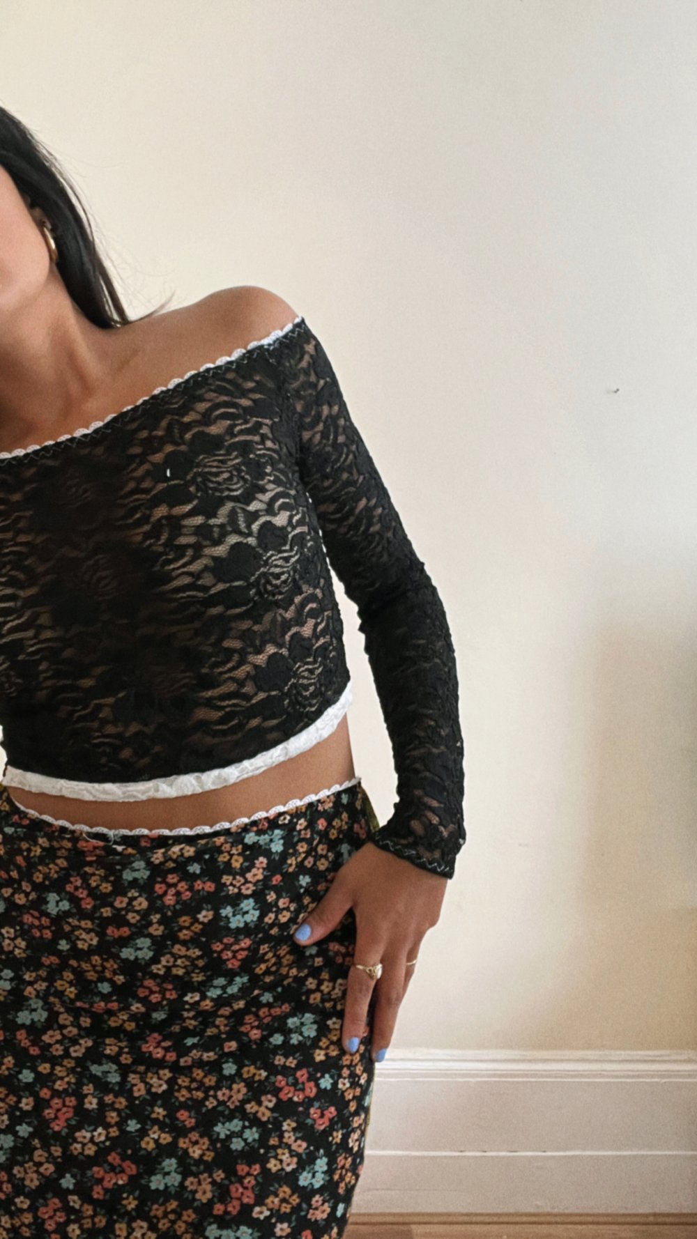Amanda Off Shoulder Top Lace