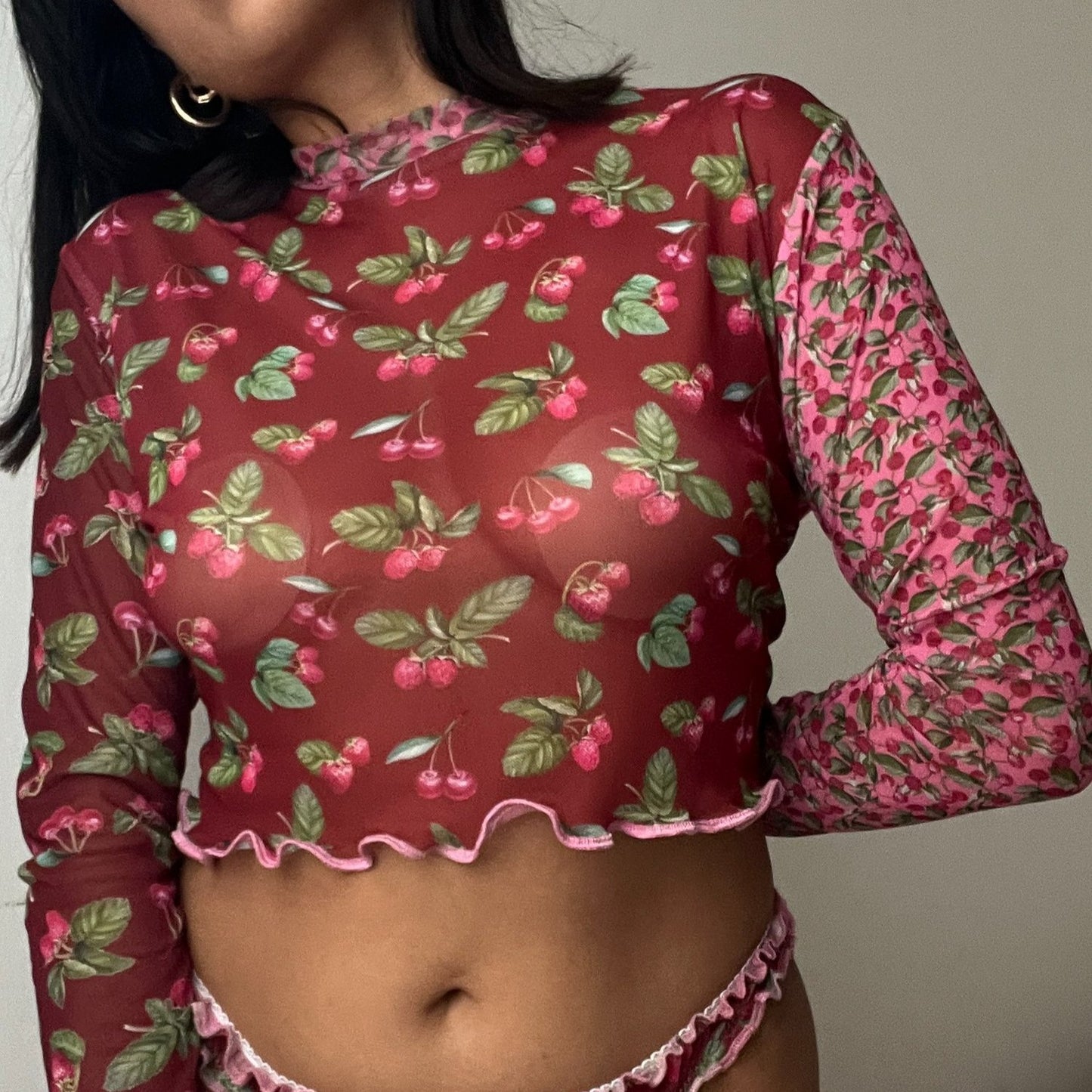 Sinta Long Sleeve Mesh Top - Cherries