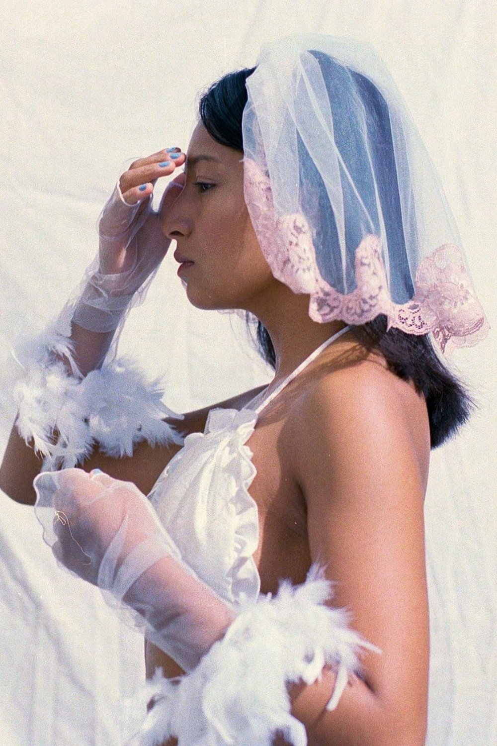 Amelia Bridal Veil White or Red