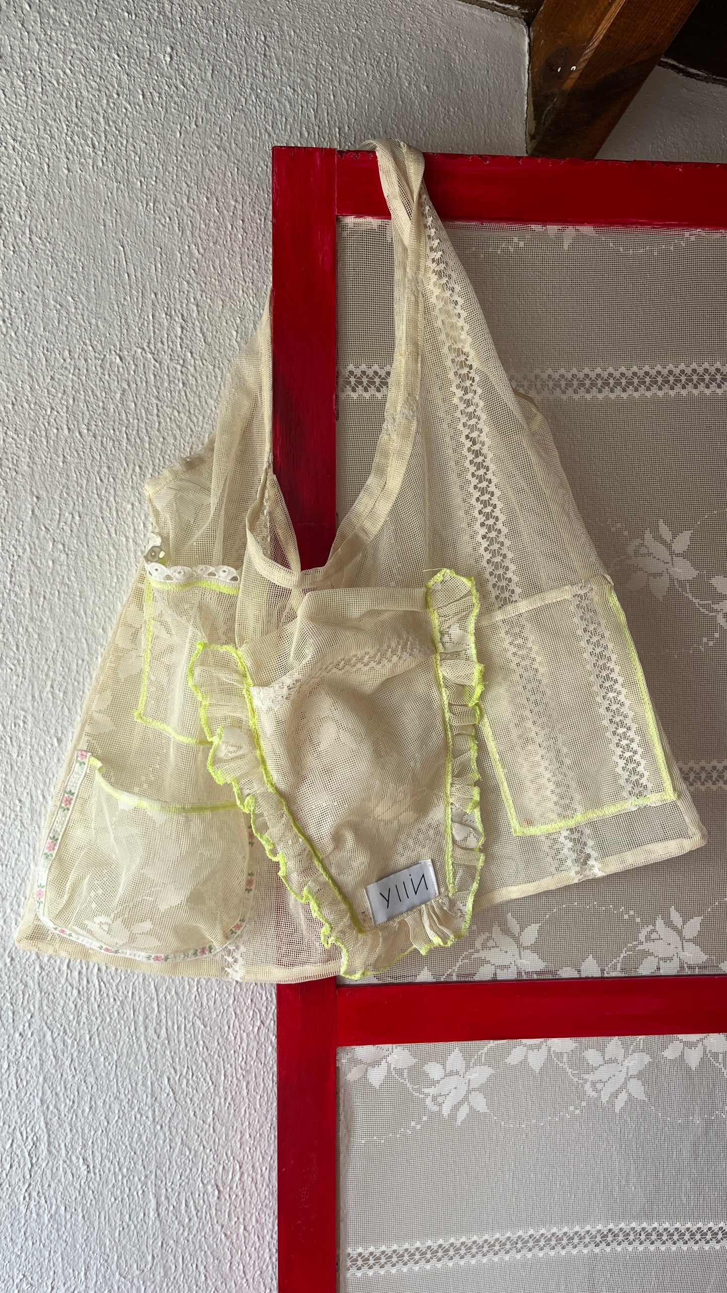 Aila Lace Flower Shopping Tote
